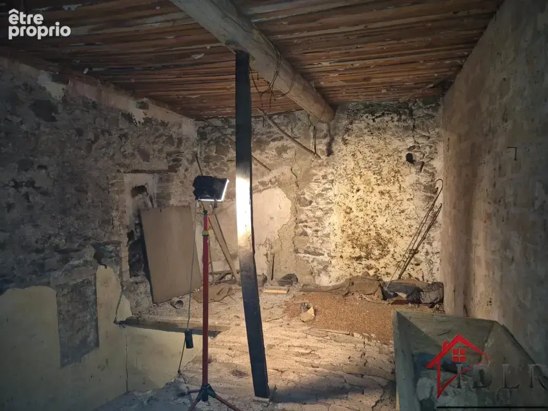 Maison de village avec garage et potentiel - photo 9