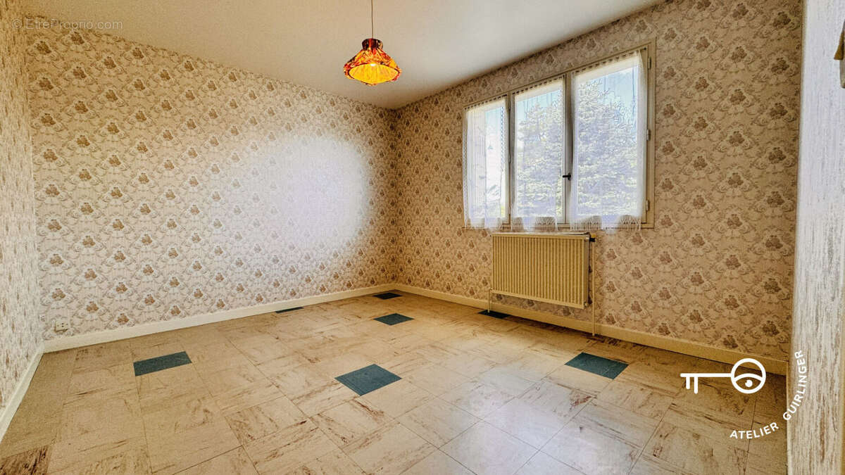 À Chaumont-sur-Tharonne ? Maison familiale sur sous-sol, au coeur d'une impasse ! - photo 6