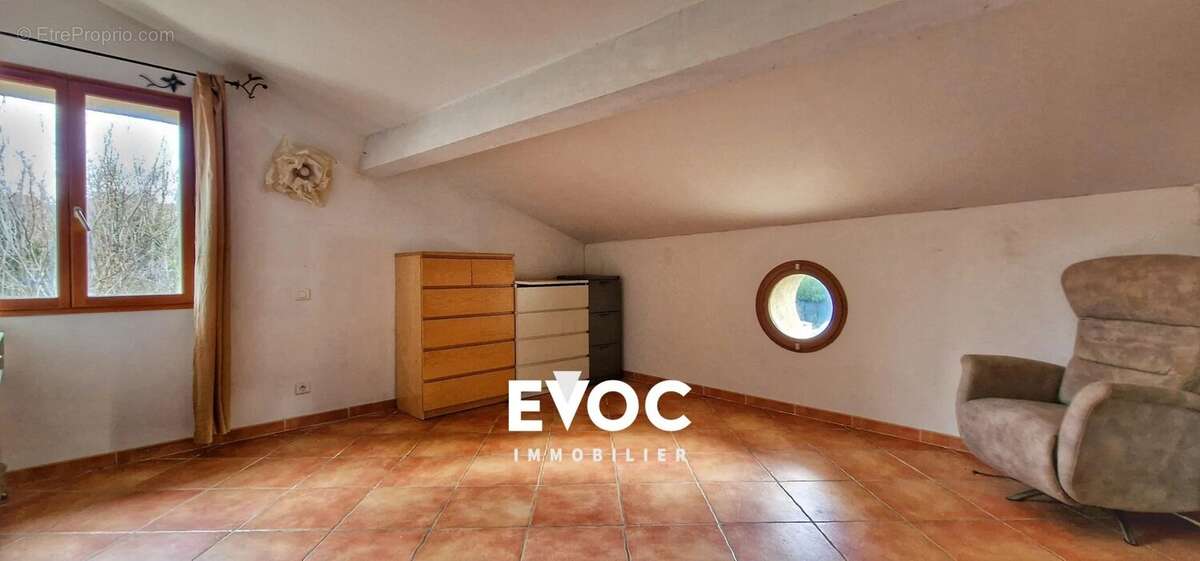 Maison à SAINT-VINCENT-DE-BARBEYRARGUES