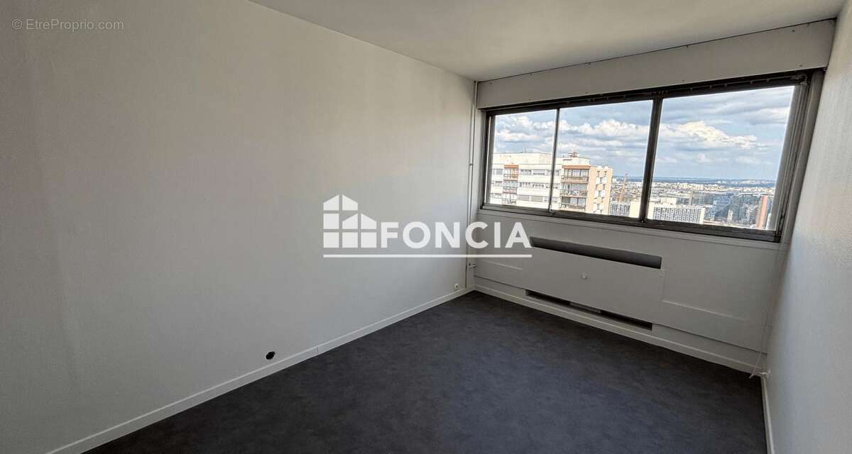 Appartement à FONTENAY-SOUS-BOIS