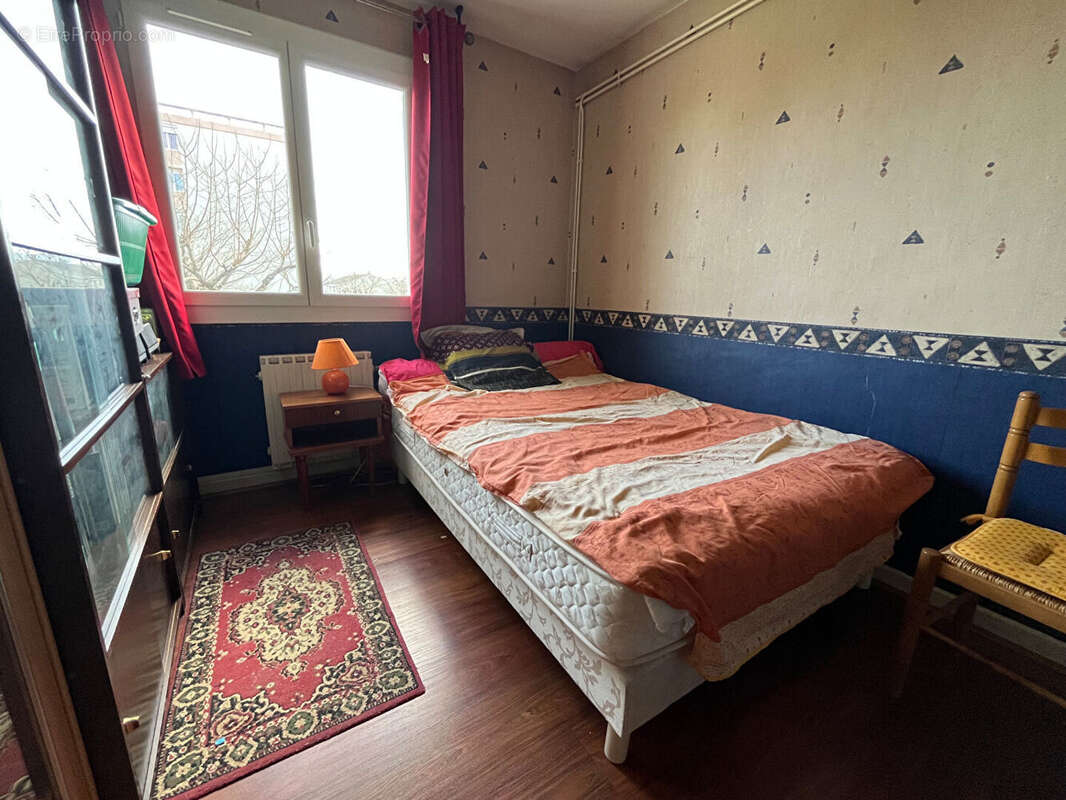 Appartement à GUILHERAND-GRANGES