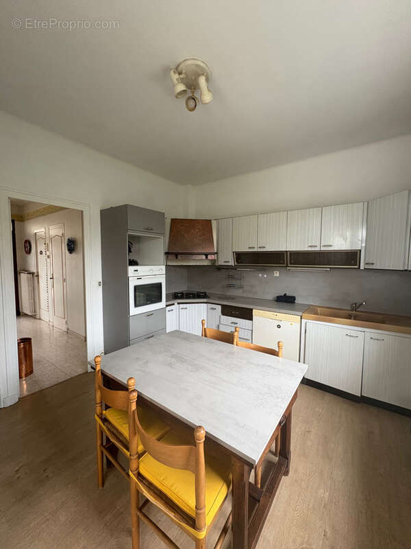 Maison à SAINT-VITE