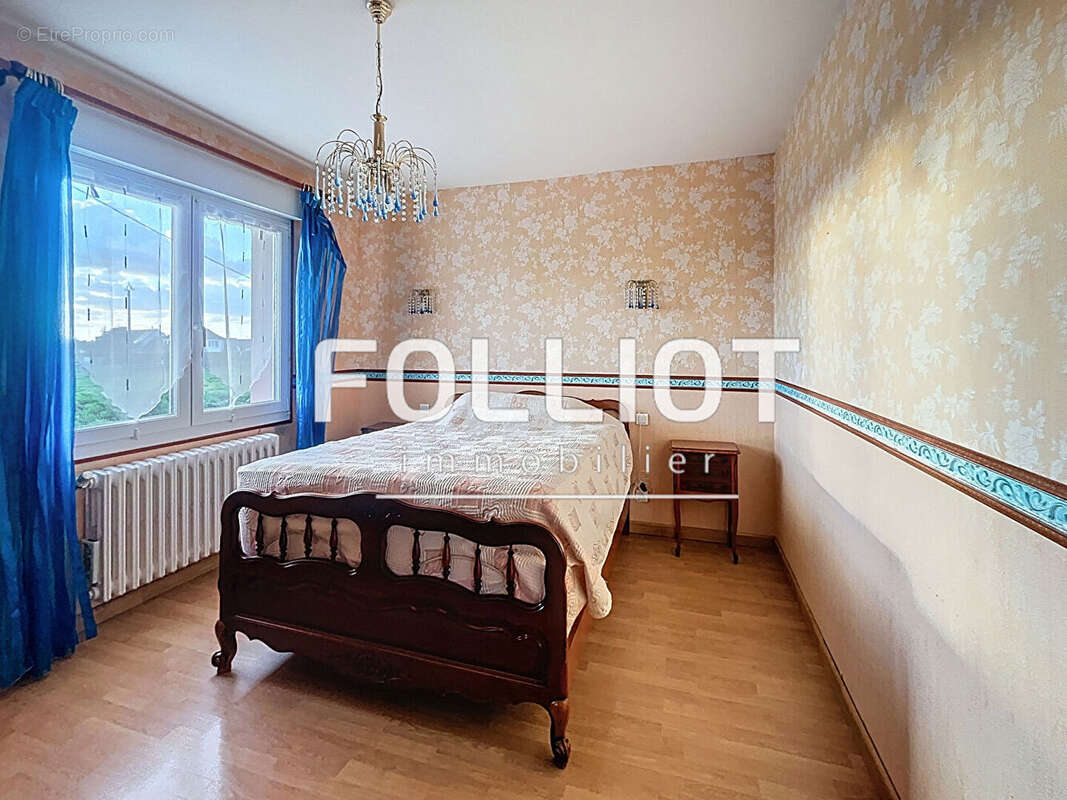 Maison à BRICQUEVILLE-SUR-MER