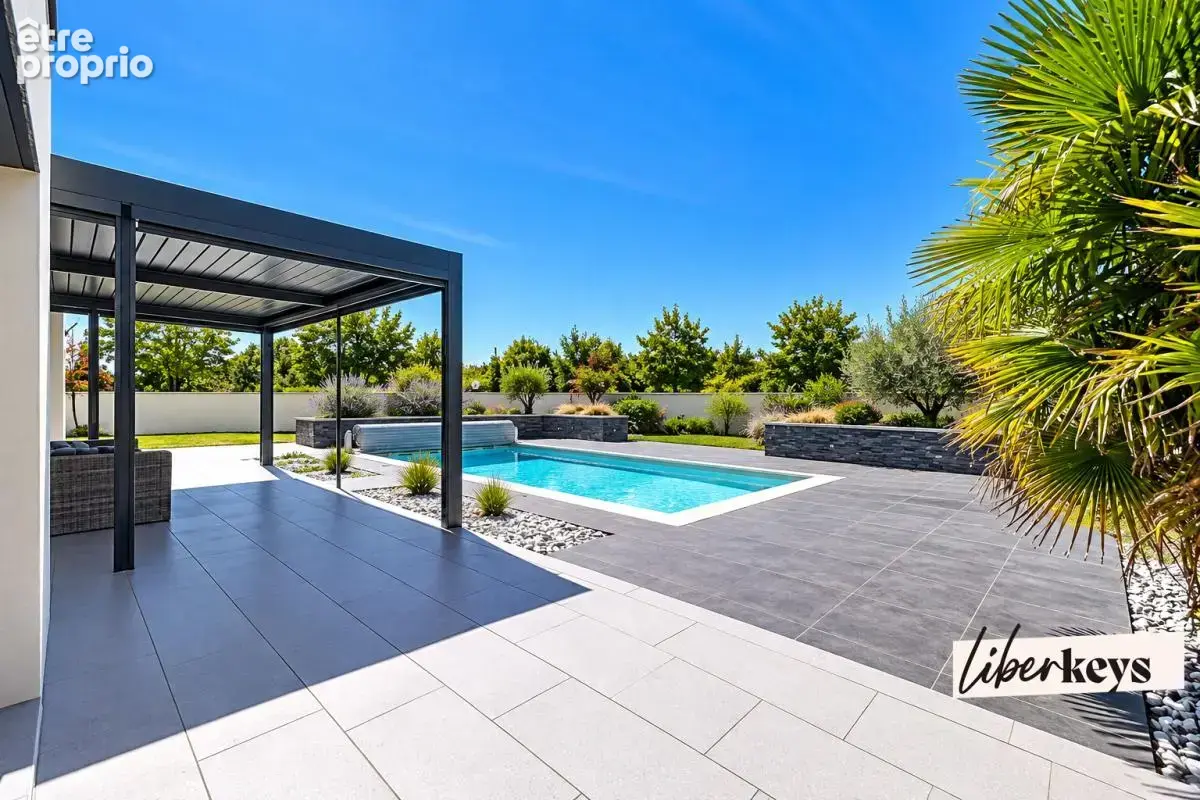 OLIVET Centre (45160) – Maison 250 m², 5 chambres, piscine chauffée et grand garage - photo 3