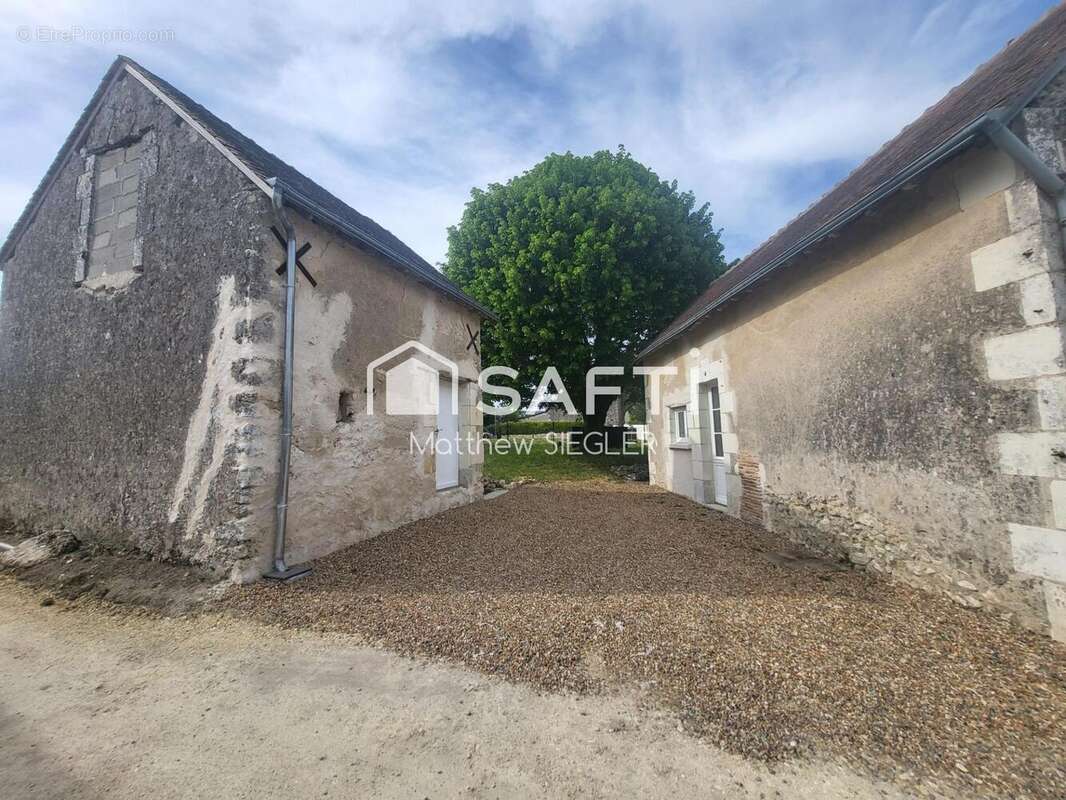 Maison 170 m² à Rille  - photo 8