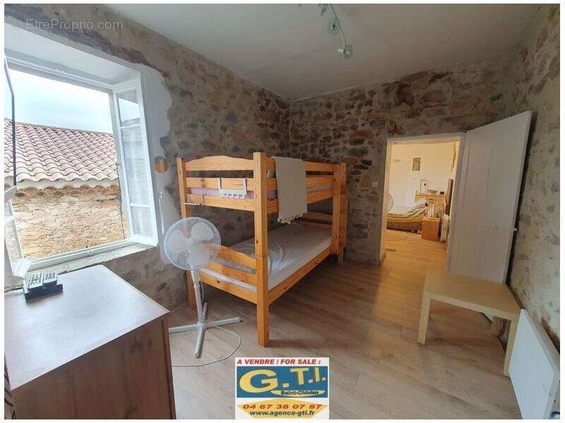 Maison à SAINT-CHINIAN