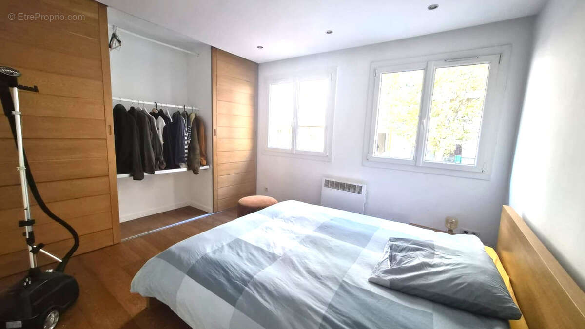 Appartement à MARSEILLE-6E