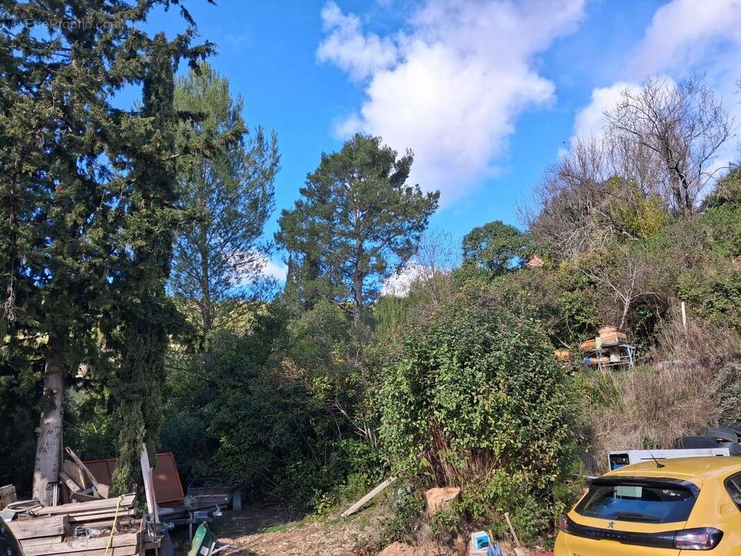 Maison à ROQUEVAIRE