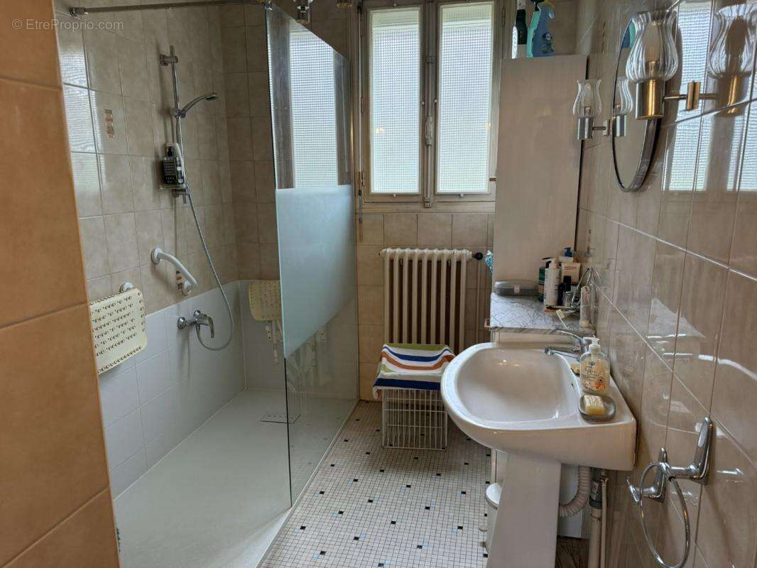 Maison 135 m² à Saint-Jean-Le-Blanc  - photo 6