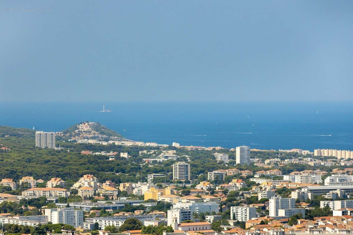 ***visite virtuelle disponible...super rouvière...marseille 9ᵉ...5 pièces de 118,56 m²...vue mer panoramique...garage et cave*** - photo 2