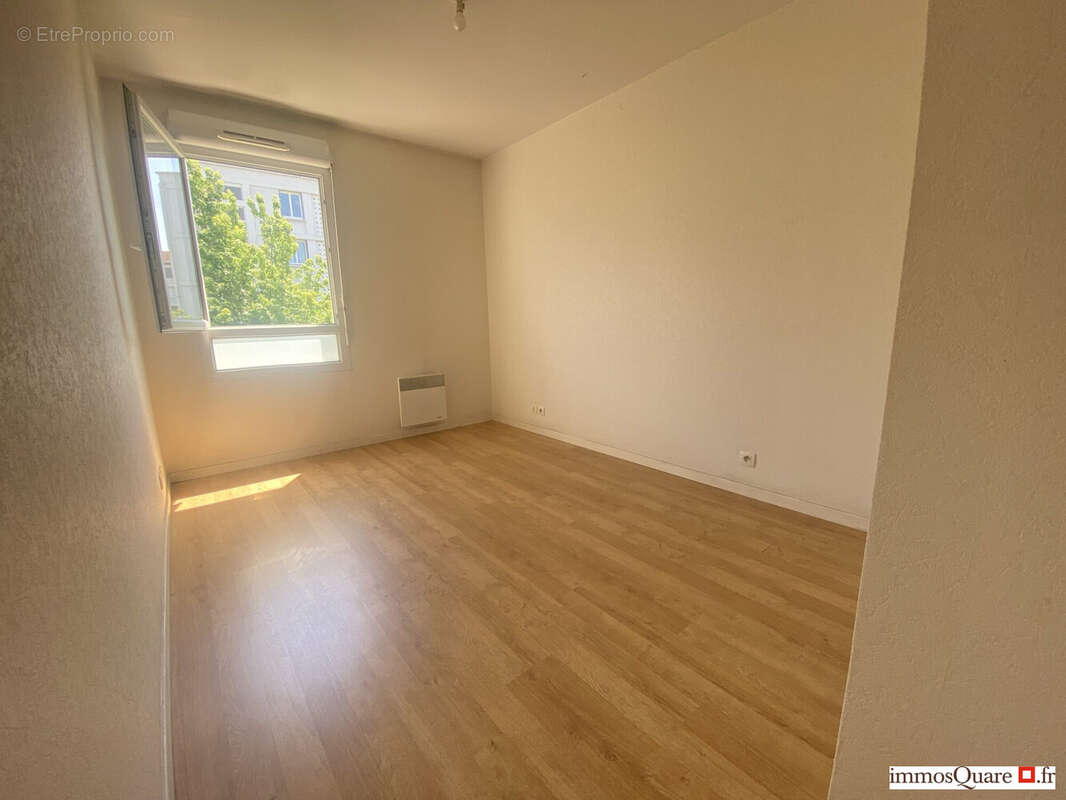 Appartement à LYON-8E