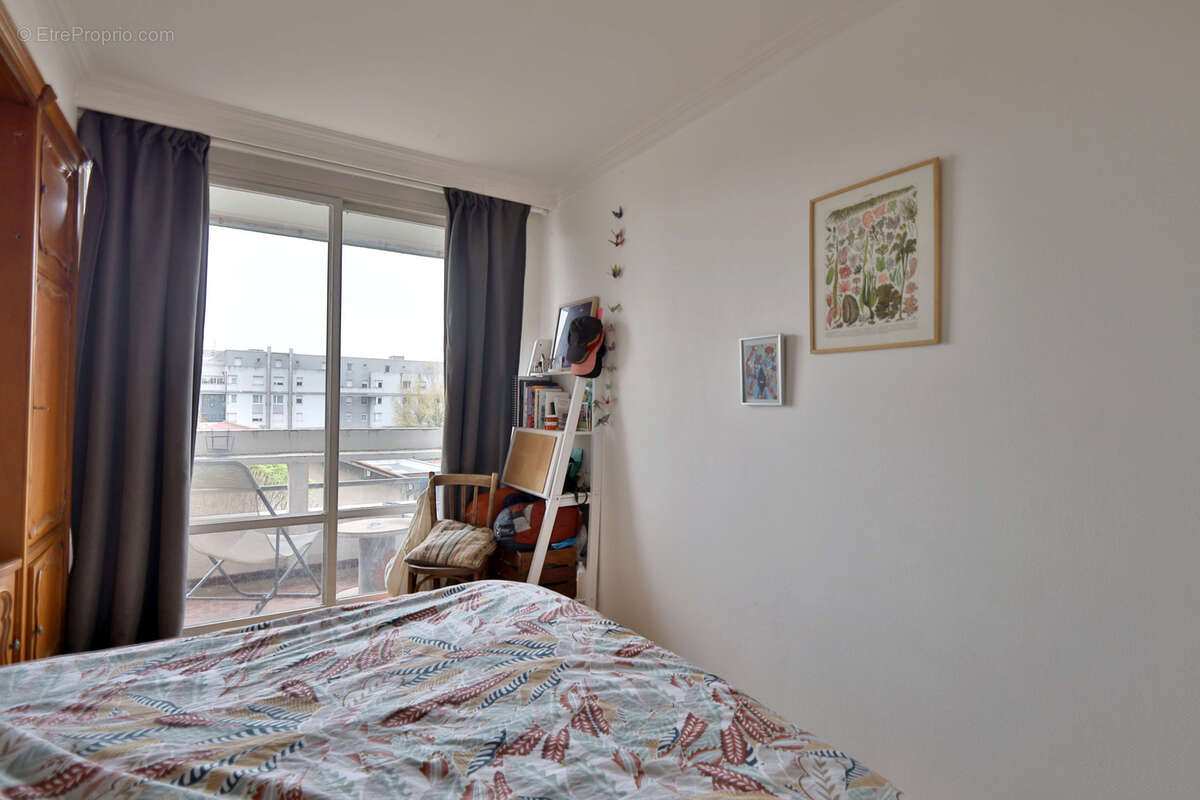 Appartement T3 - 72,42m2 habitables - Balcon - Cave - photo 15
