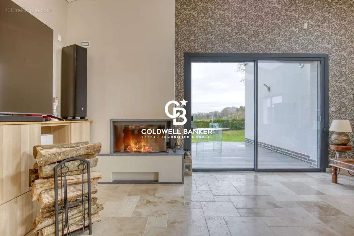 Maison à BLANGY-TRONVILLE