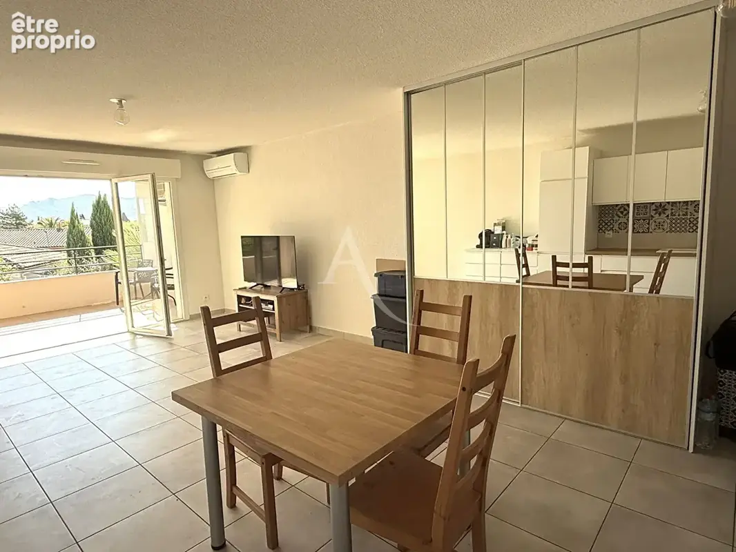 Photo Appartement à La Crau au prix de 263 000€