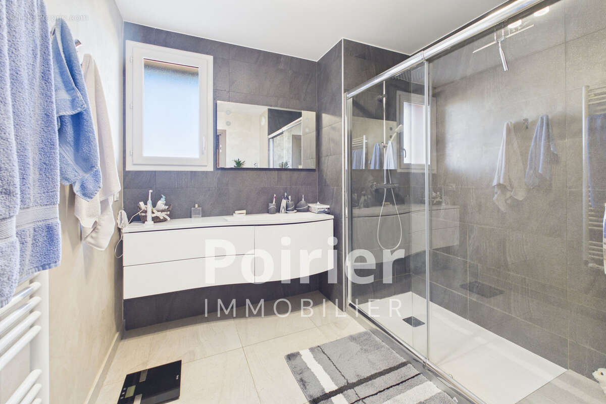 Appartement à SCIEZ