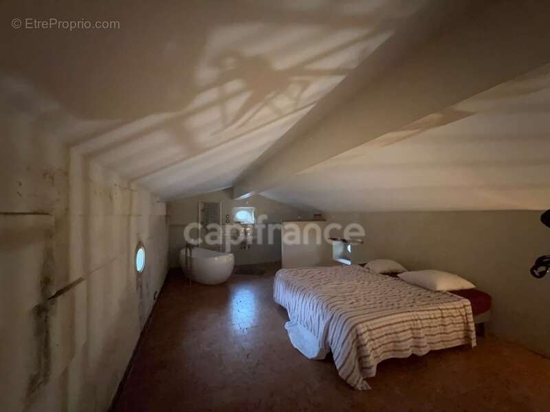 Appartement à BOLLENE