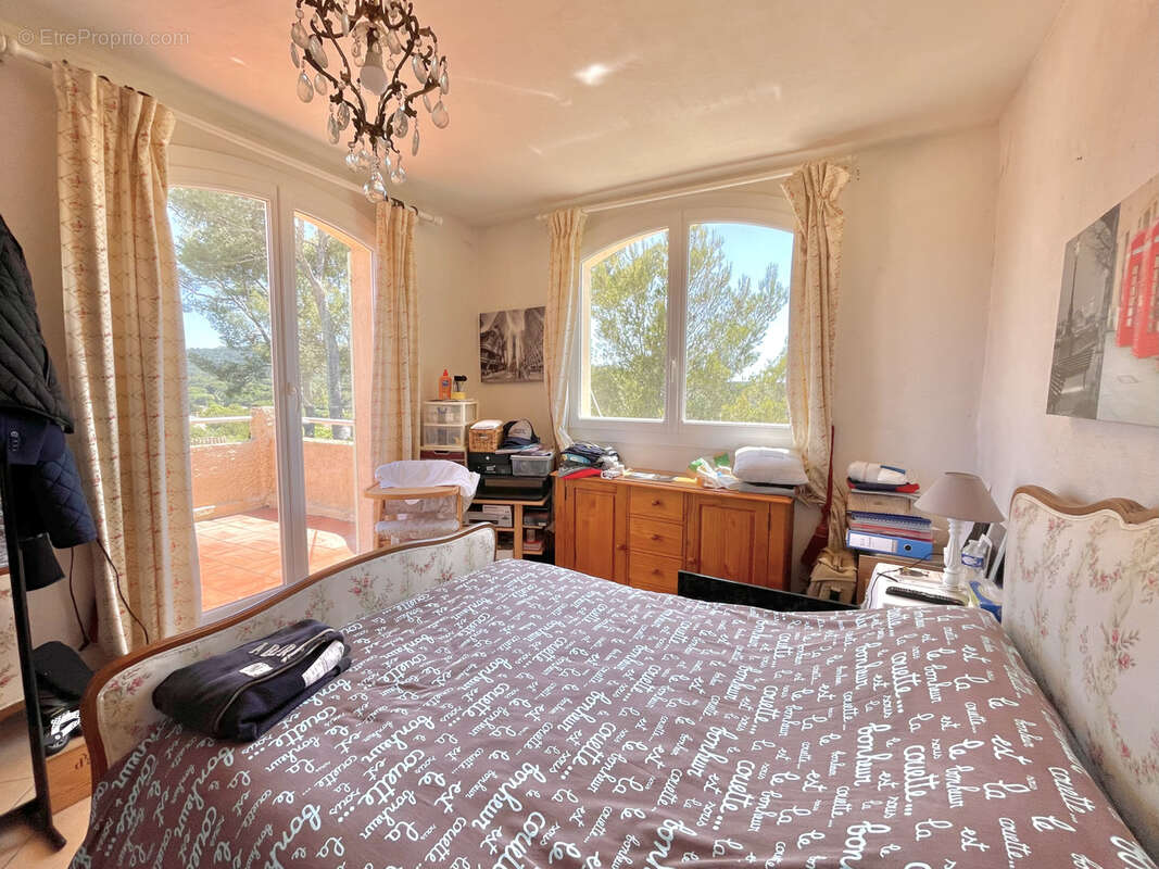 Maison à SIX-FOURS-LES-PLAGES