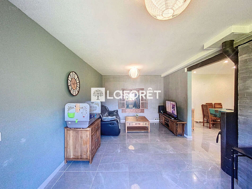 Maison à CRUCEY-VILLAGES