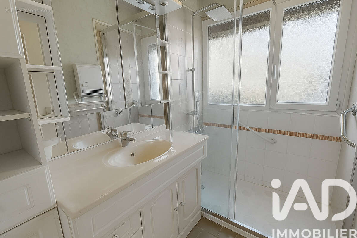 Photo 5 - Maison à COMPERTRIX