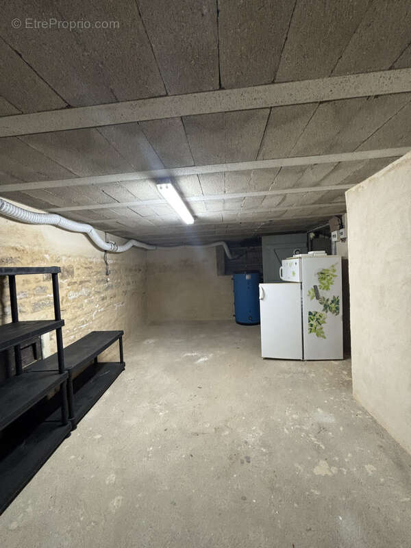 CHATILLON SUR SEINE : proche du centre ville ,maison rénovée de 120 m2 avec grange de 100m2 et cour - photo 19