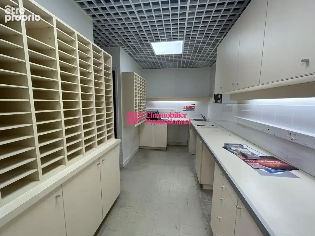 Commerce 86 m² à vendre à Mellac (29300) - photo 4