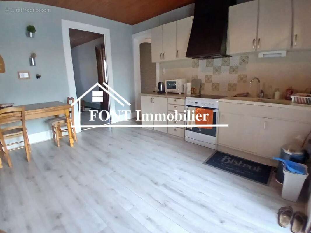 Appartement à SAINT-PAUL-EN-JAREZ