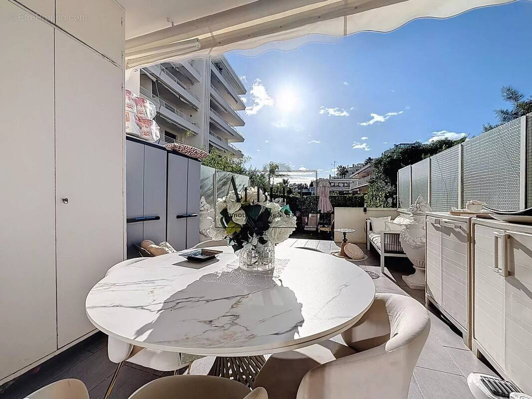 Appartement à CANNES