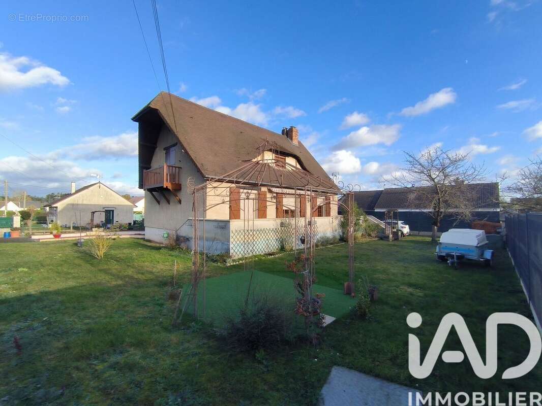 Photo 2 - Maison à COURCELLES-SUR-SEINE