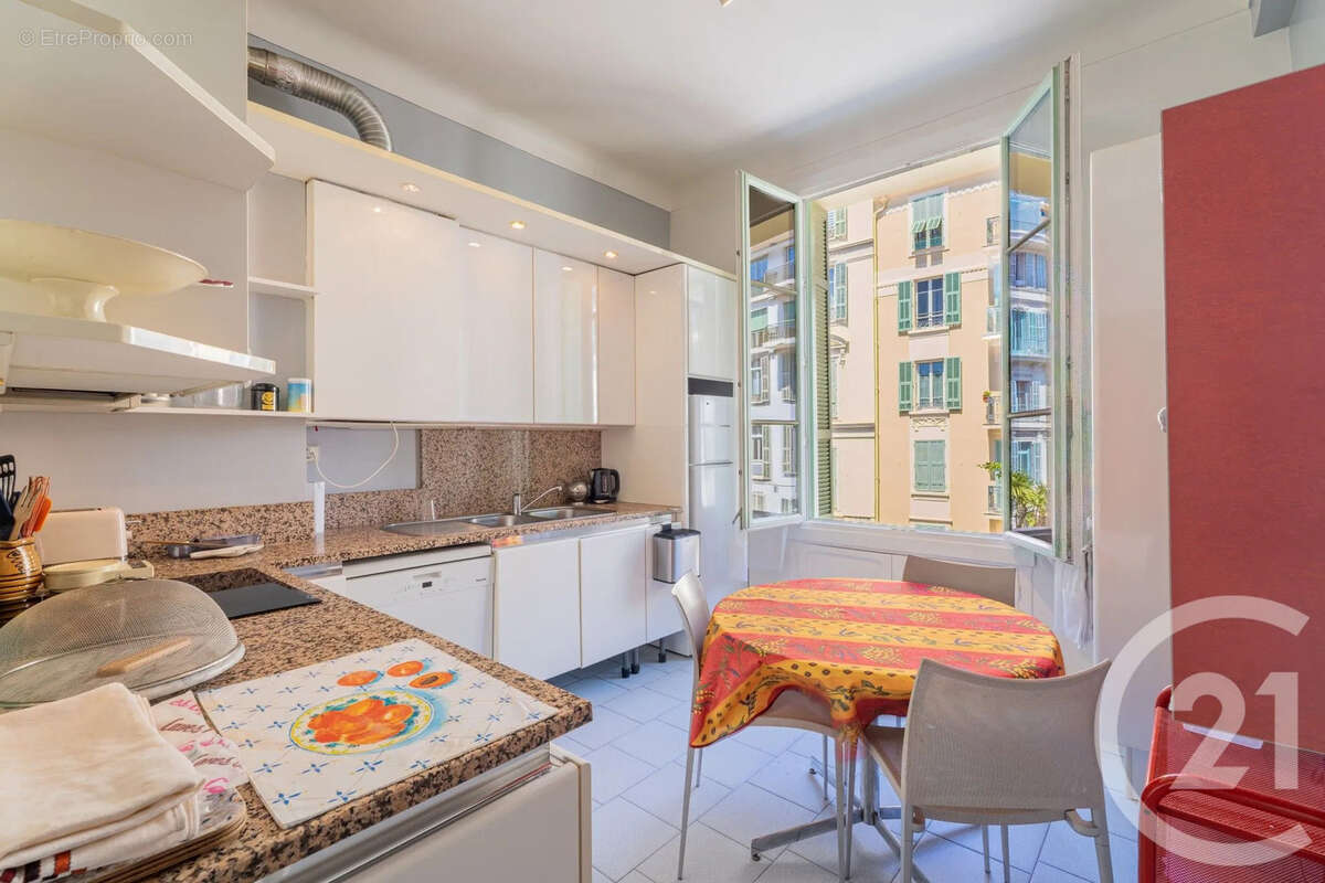 Appartement à NICE