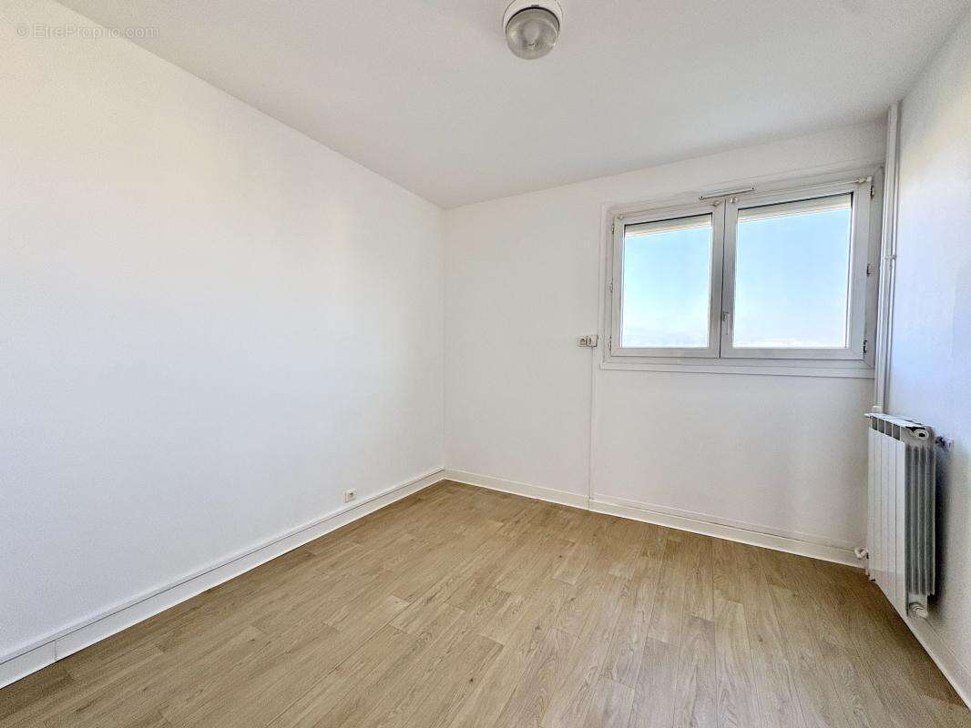 T4 avec balcon et vue dégagée - photo 5