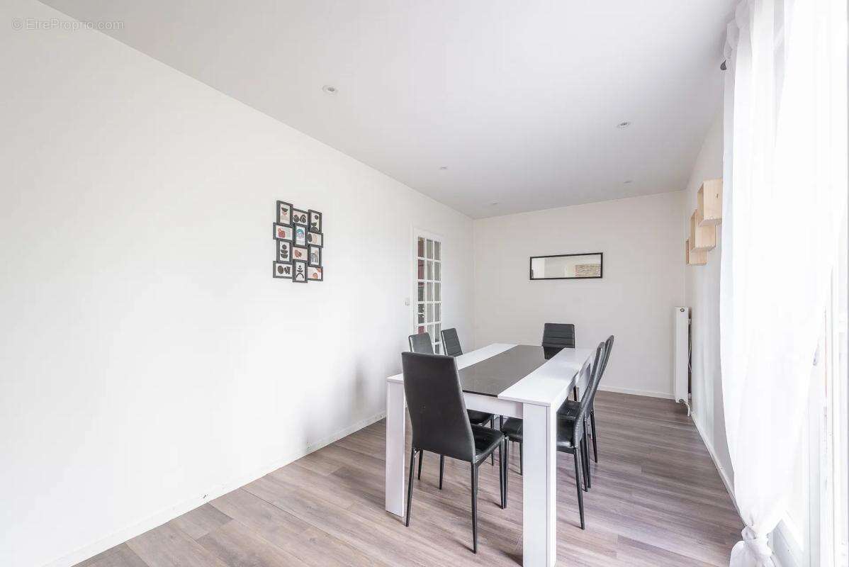 Lescherolles (77320) – maison familiale 120m2 avec sous-sol total sur 1 190 m² de terrain – fort potentiel après travaux - photo 16
