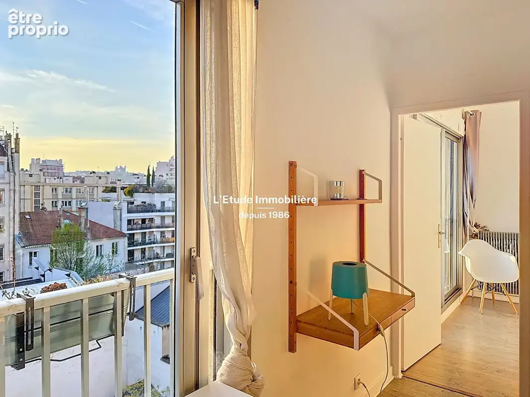 Saxe - t2 40m2 - dernier etage - vue fourviere - photo 5
