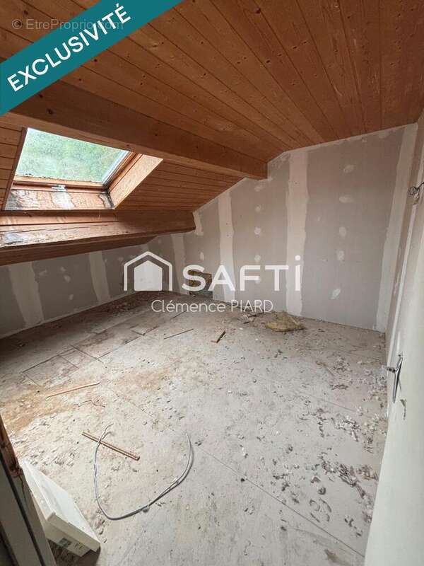 Maison 160 m² à Lescheres  - photo 6