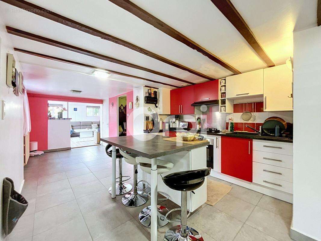 Maison à TERRASSON-LAVILLEDIEU