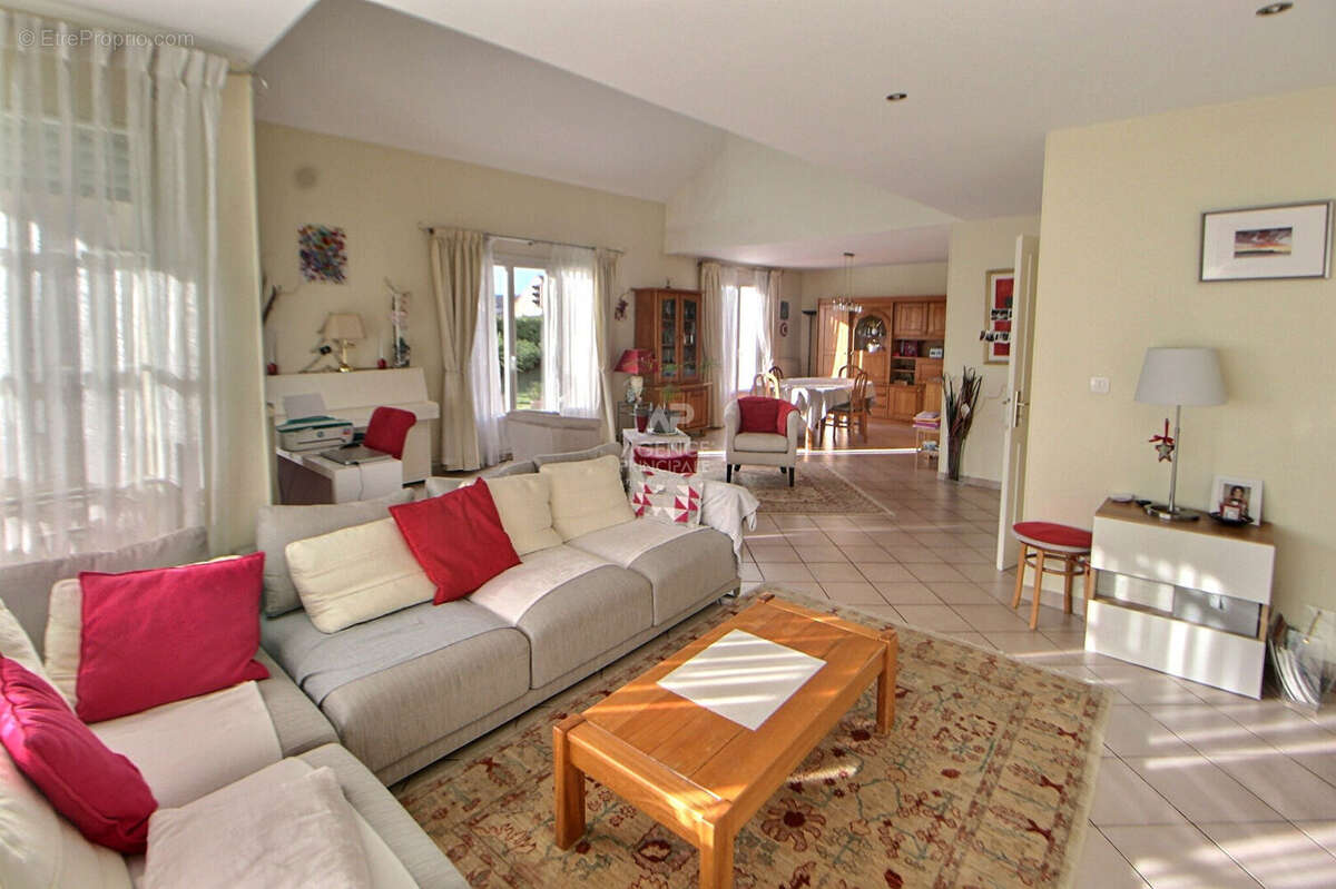 Maison à VERNOUILLET