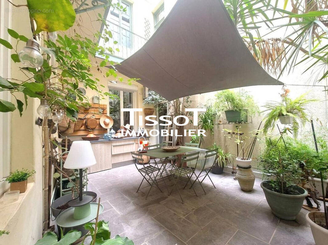 Appartement à NIMES