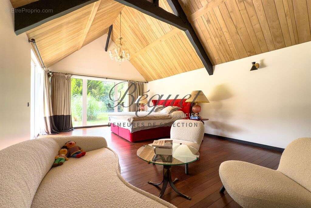 Maison à MONTFORT-L&#039;AMAURY