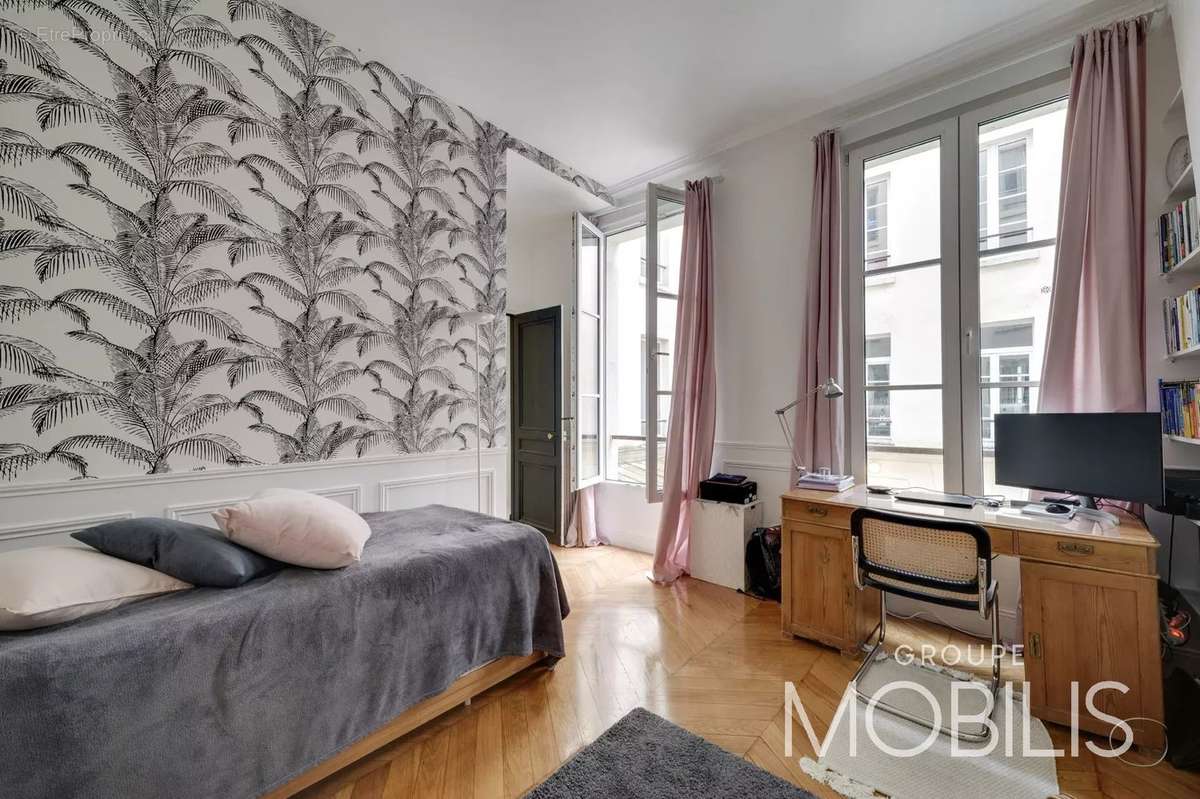 Appartement à PARIS-9E