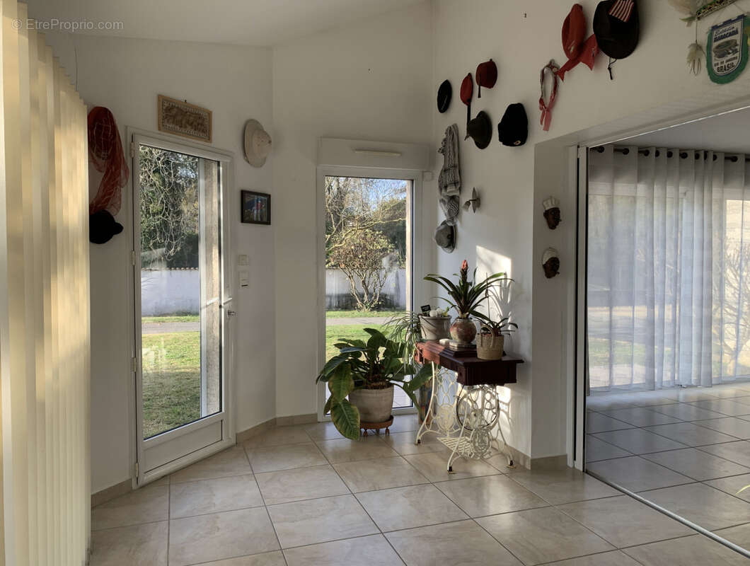 Maison à SAINT-QUENTIN-FALLAVIER