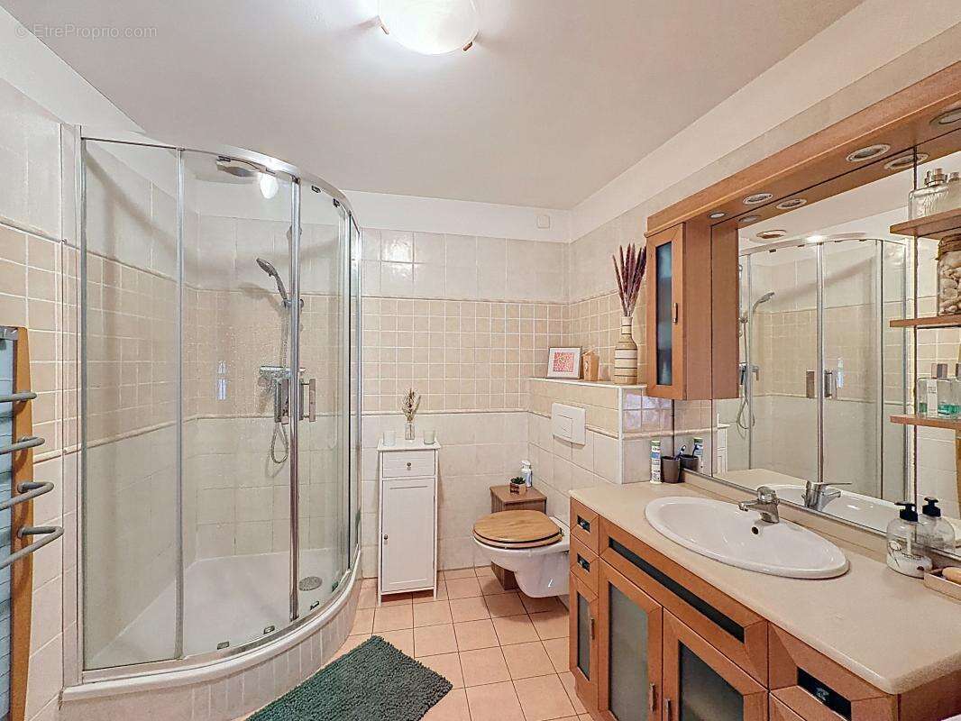 Maison à SAINT-SYMPHORIEN-D'OZON