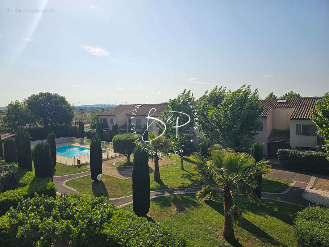 Appartement à LORGUES