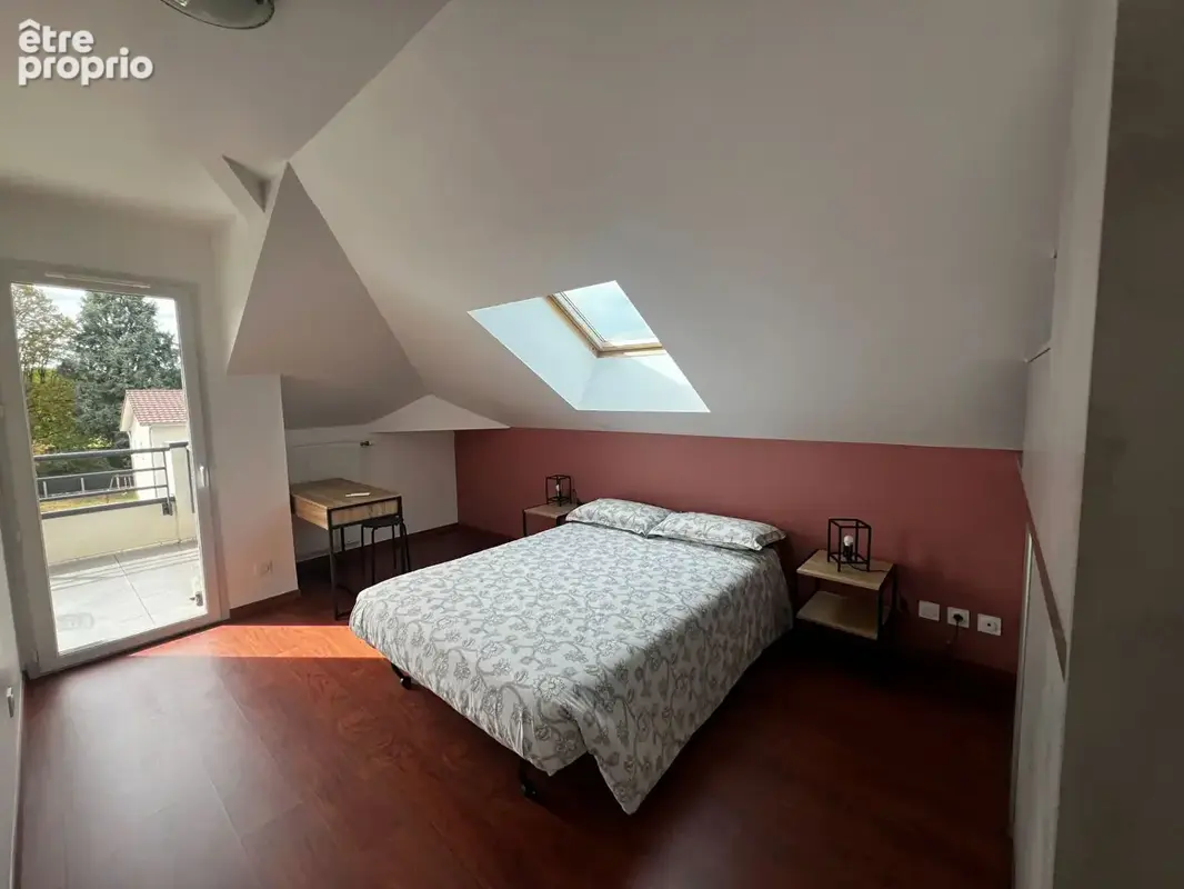 Appartement 80m² à janneyrias - photo 7
