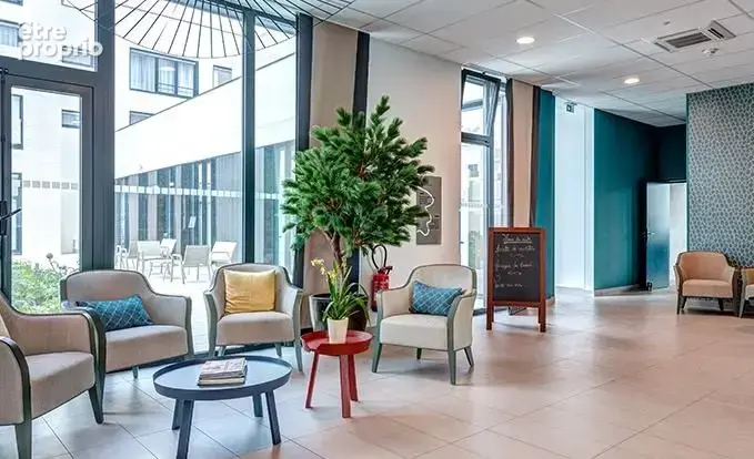 INVESTISSEMENT LOCATIF  BRETIGNY SUR ORGE  Résidence seniors Le Carré St Pierre - 6.28 % de rentabilité - photo 7
