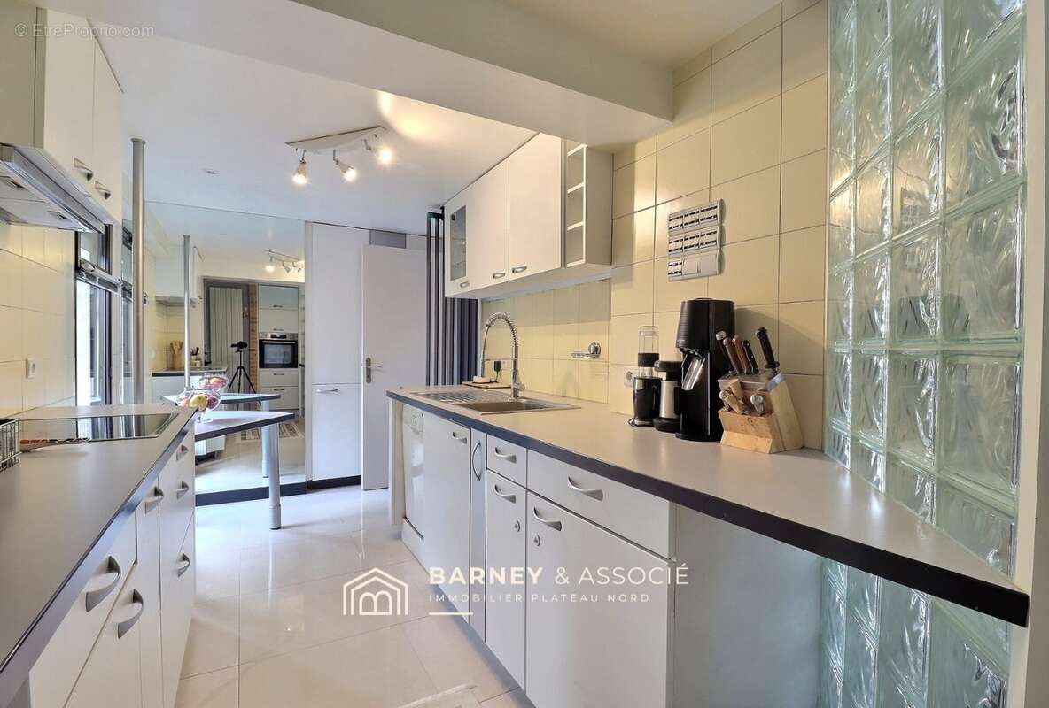 Maison à MONT-SAINT-AIGNAN