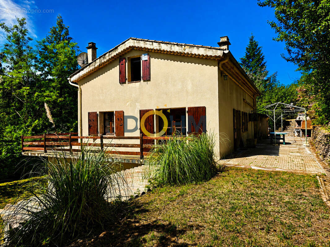 Secteur La Vernarède Maison 4ch 152m2 sur 5700m2 de terrain - photo 4