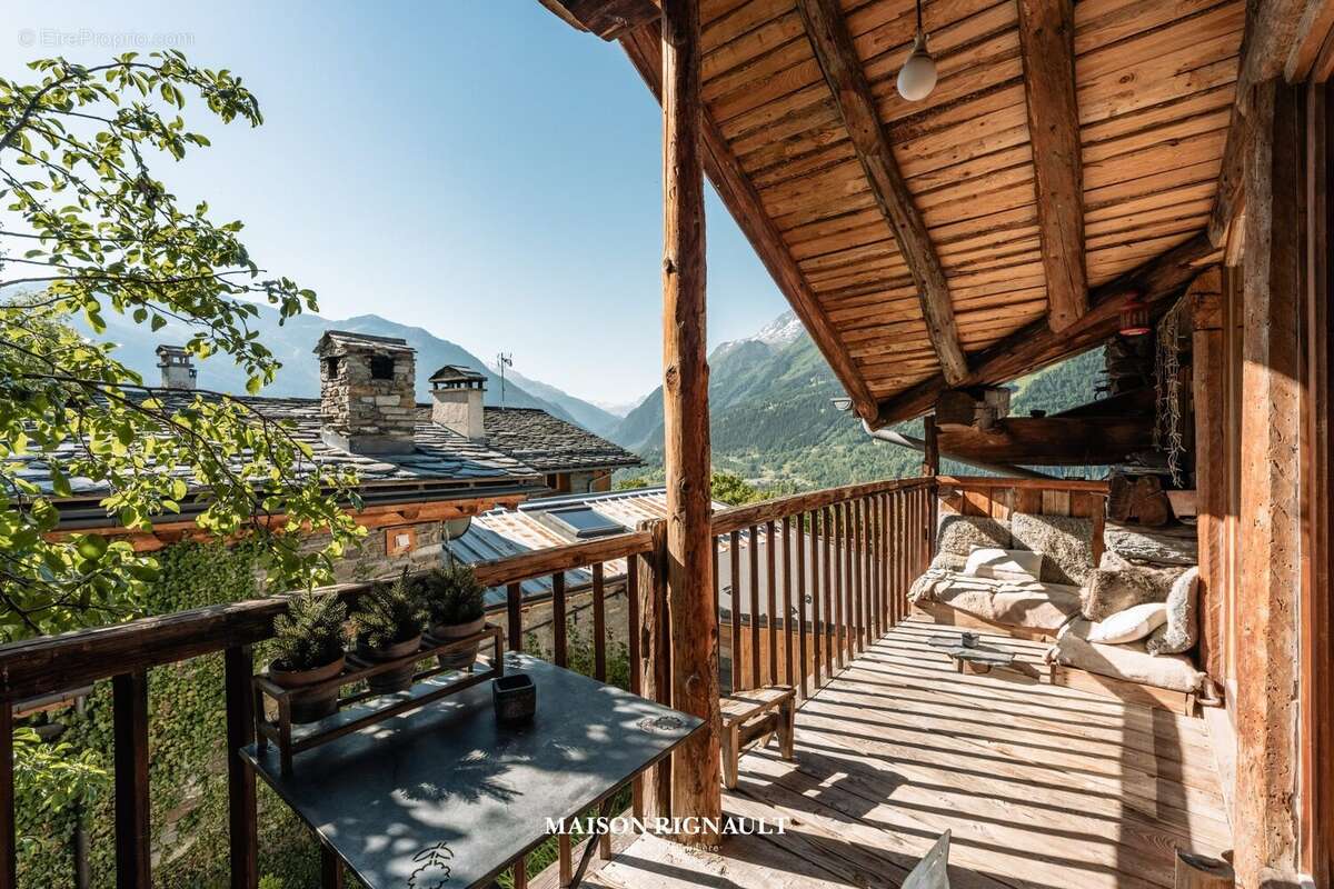 Maison à MONTVALEZAN