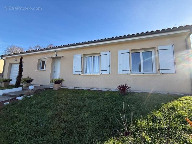 Maison à LA ROCHEFOUCAULD