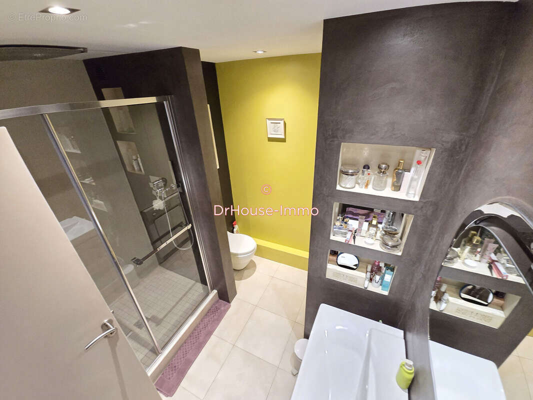 Appartement à SAINT-MAUR-DES-FOSSES