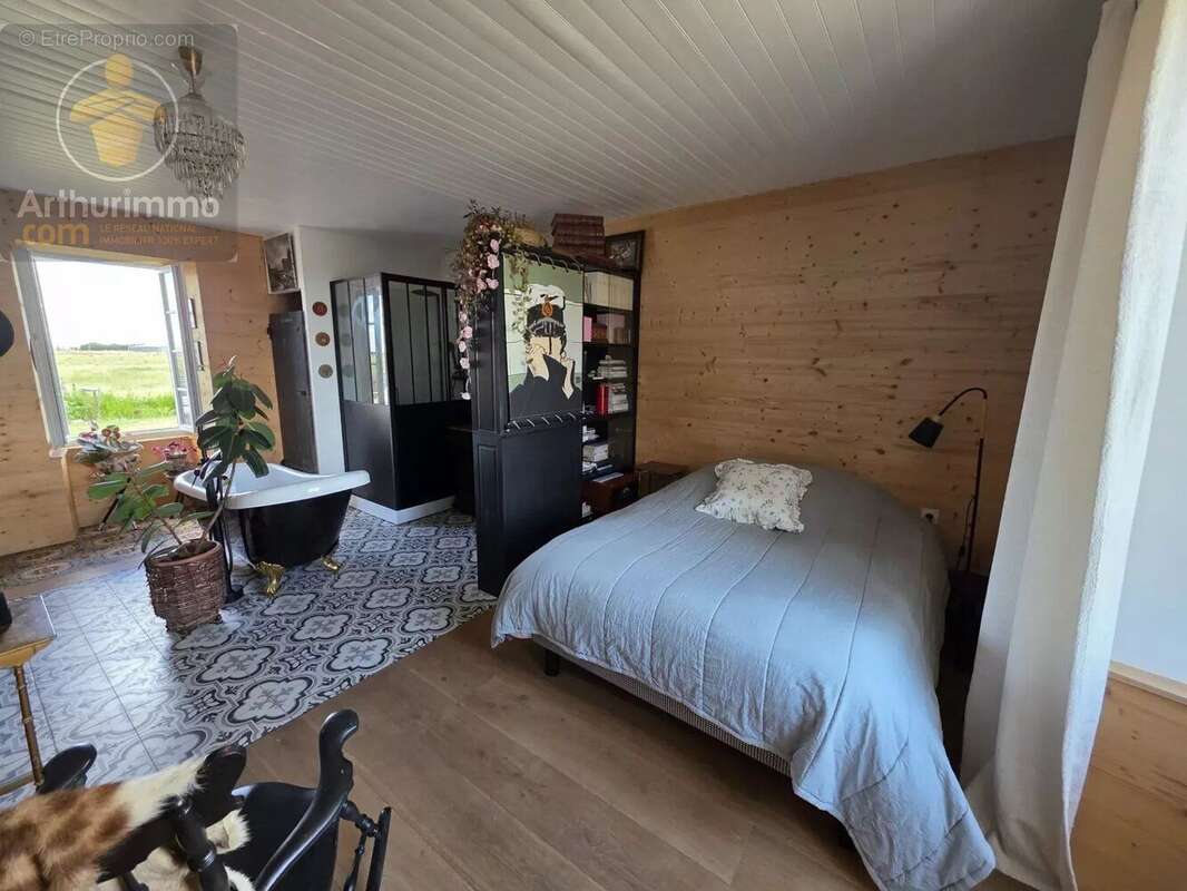 Maison à BOUIN