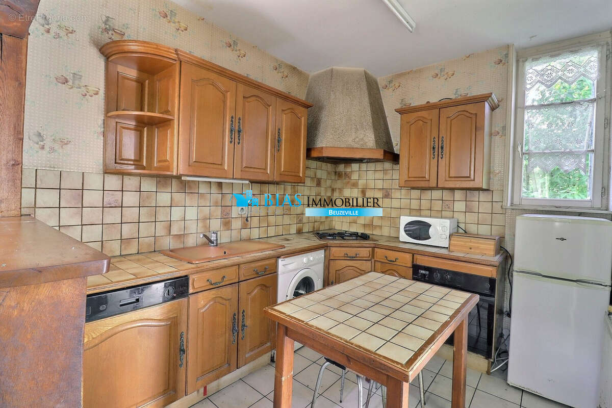 Maison 128 m² à Fatouville-Grestain  - photo 2